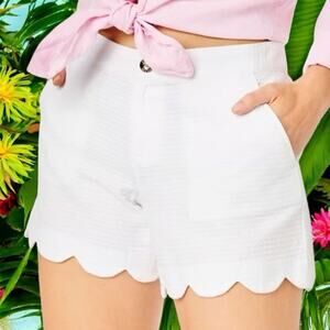 Lilly Pulitzer NWT High Rise Buttercup Resort White Scalloped Shorts Size 8